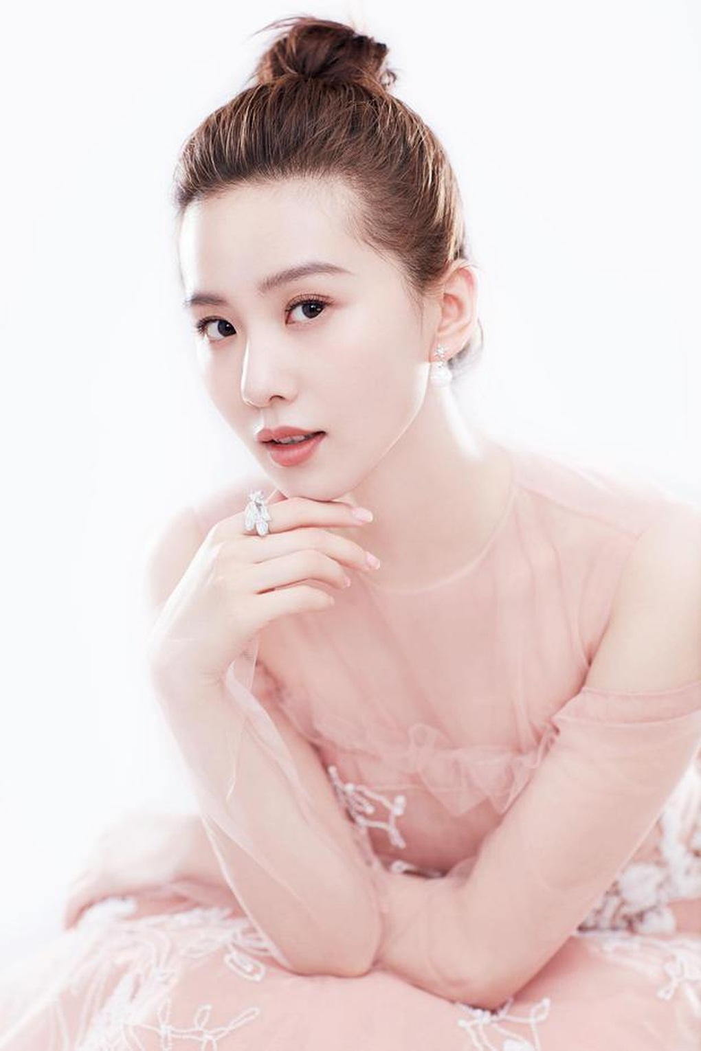 Hình ảnh của Lưu Thi Thi (Liu Shishi, cecilia liu, 刘诗诗)