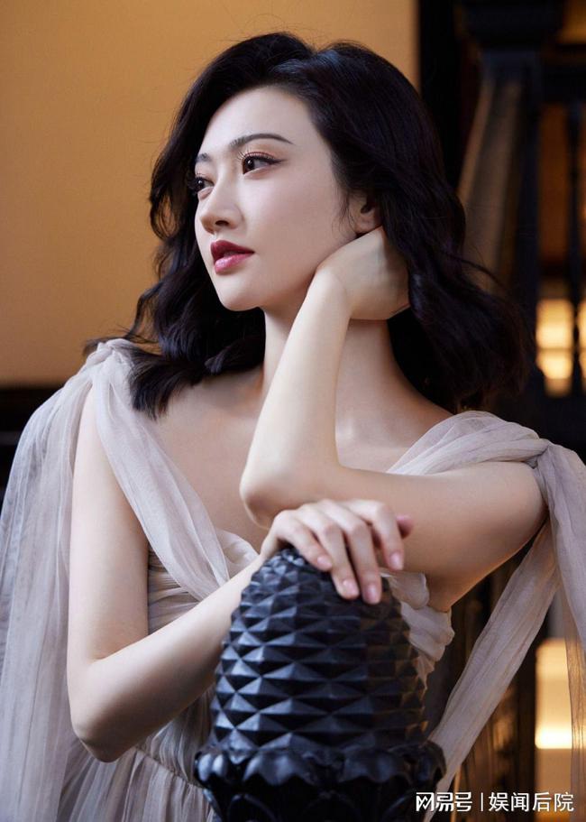 Hình ảnh của Cảnh Điềm (Jing Tian, tian jing, 景甜)