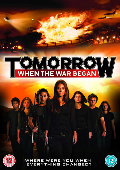 Nếu Ngày Mai Quê Hương Tràn Khói Lửa, Tomorrow, When The War Began - Rachel Hurd Wood